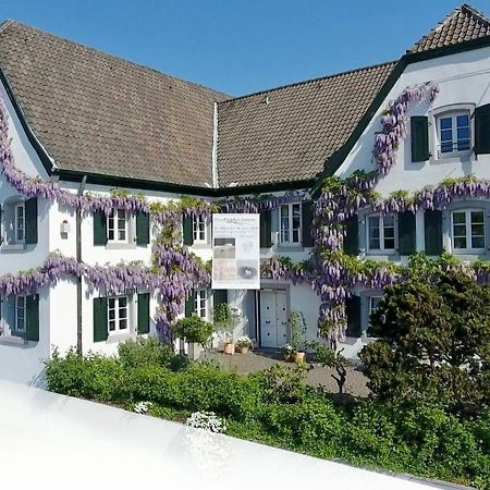 Rhein River Guesthouse - Direkt Am Rhein Leverkusen Eksteriør billede
