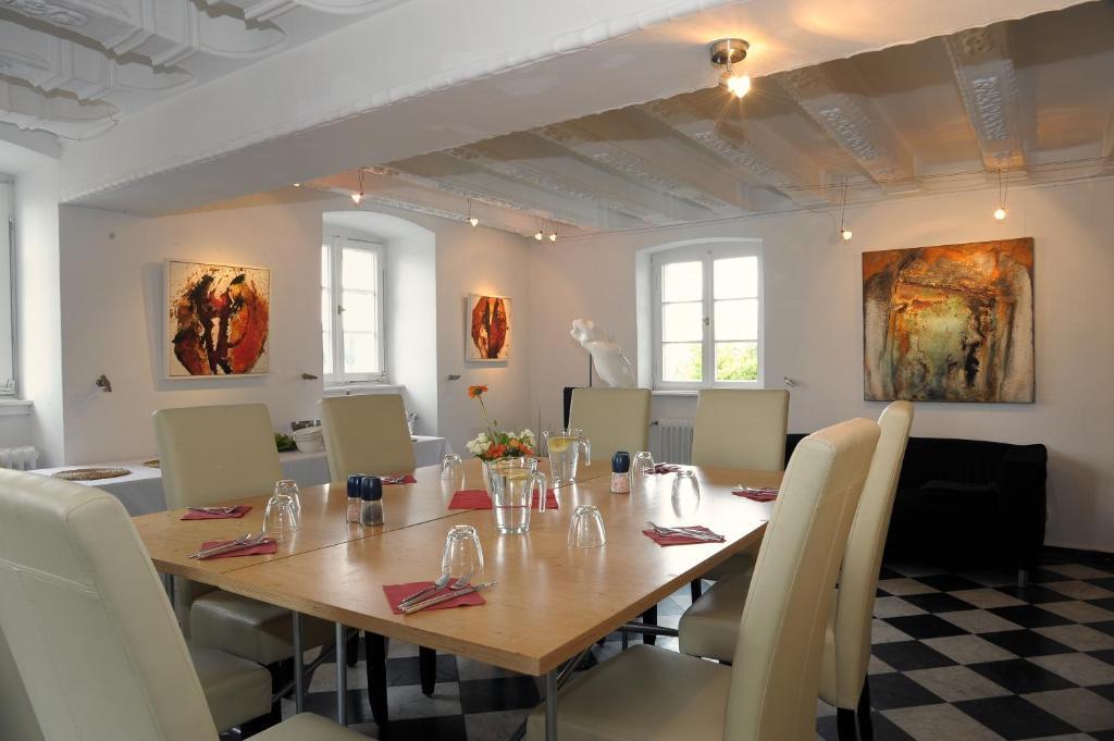 Rhein River Guesthouse - Direkt Am Rhein Leverkusen Eksteriør billede