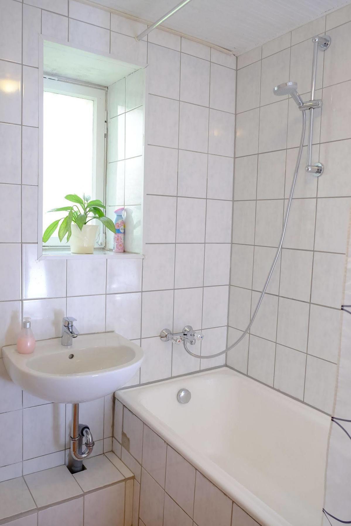 Rhein River Guesthouse - Direkt Am Rhein Leverkusen Eksteriør billede