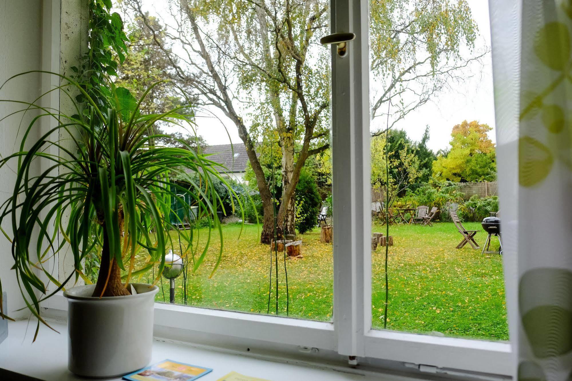 Rhein River Guesthouse - Direkt Am Rhein Leverkusen Eksteriør billede